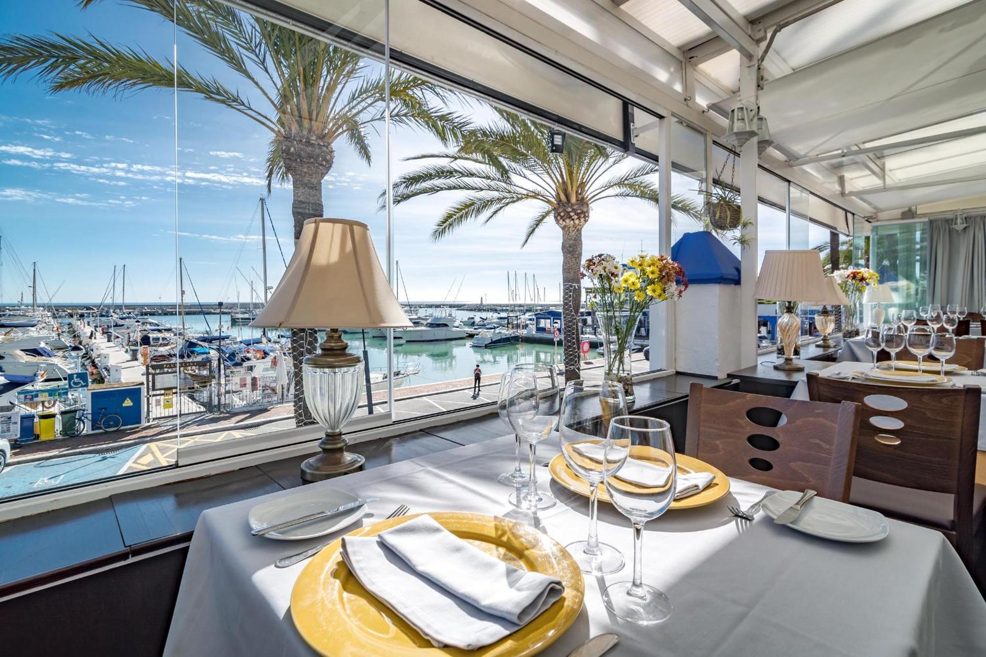 Cp - Modern Beachside Apartment In Estepona Dış mekan fotoğraf