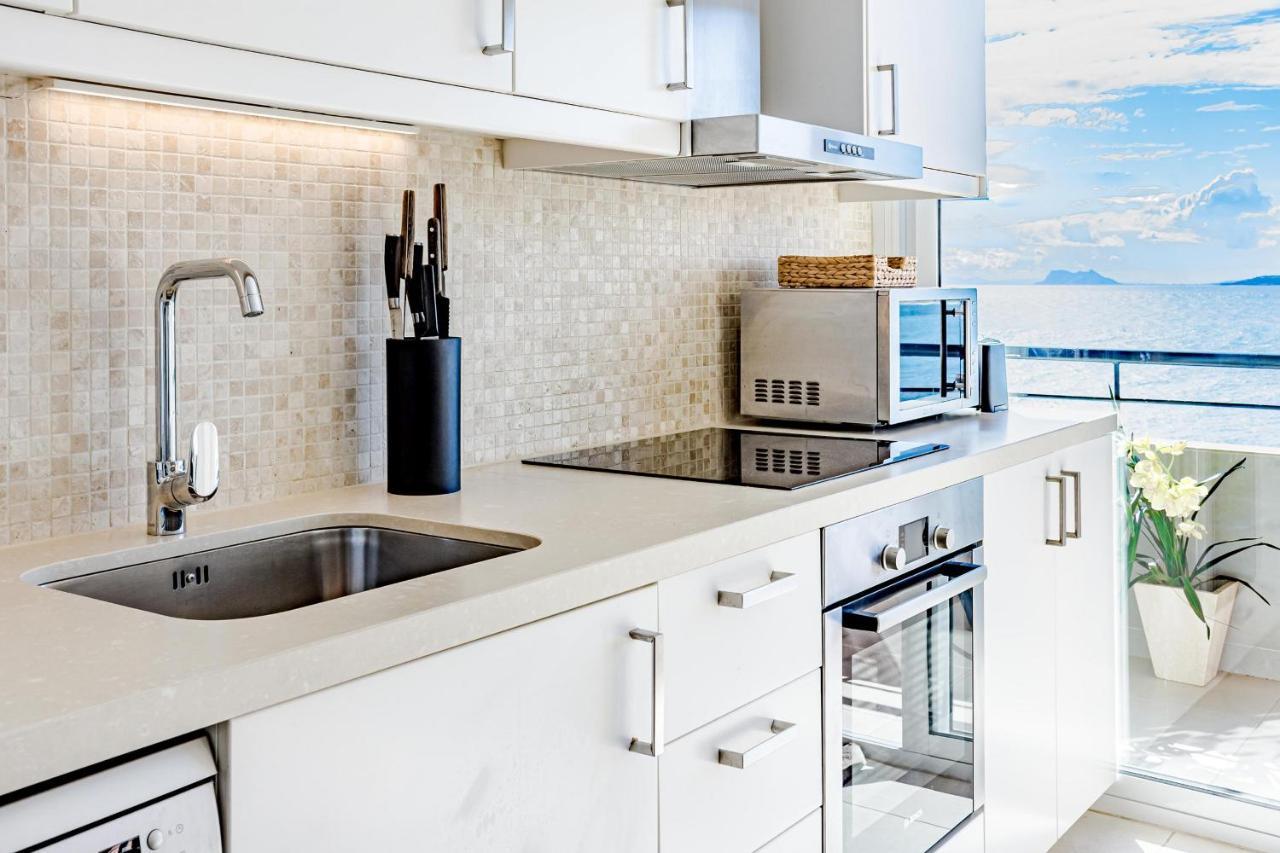 Cp - Modern Beachside Apartment In Estepona Dış mekan fotoğraf